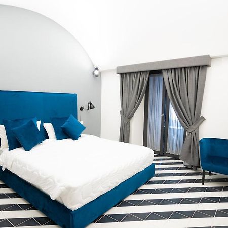 Pulcinella Suite เนเปิลส์ ภายนอก รูปภาพ