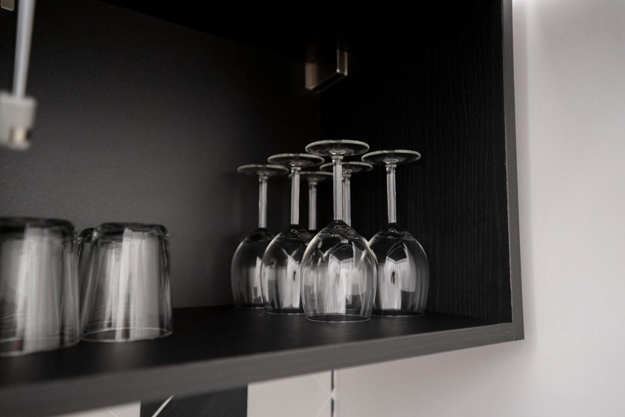 Pulcinella Suite เนเปิลส์ ภายนอก รูปภาพ
