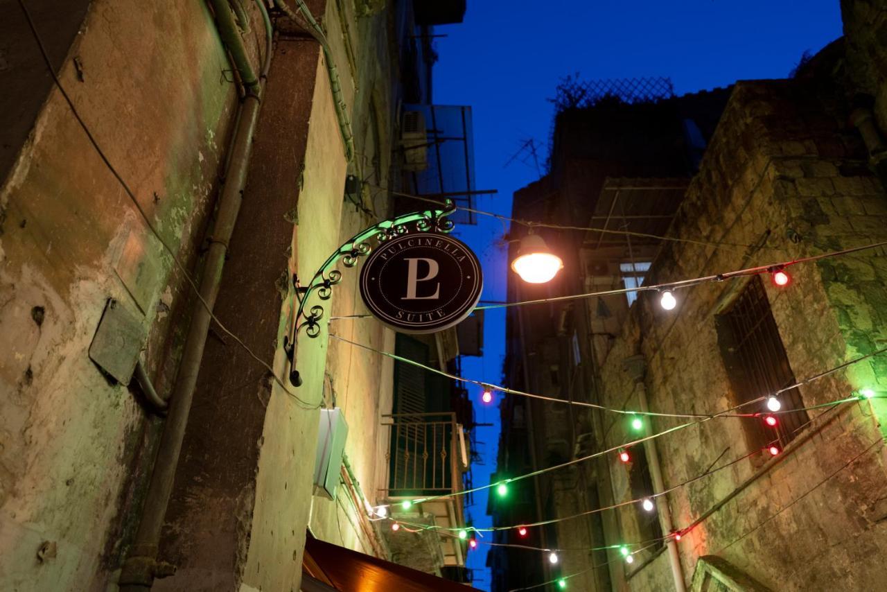 Pulcinella Suite เนเปิลส์ ภายนอก รูปภาพ